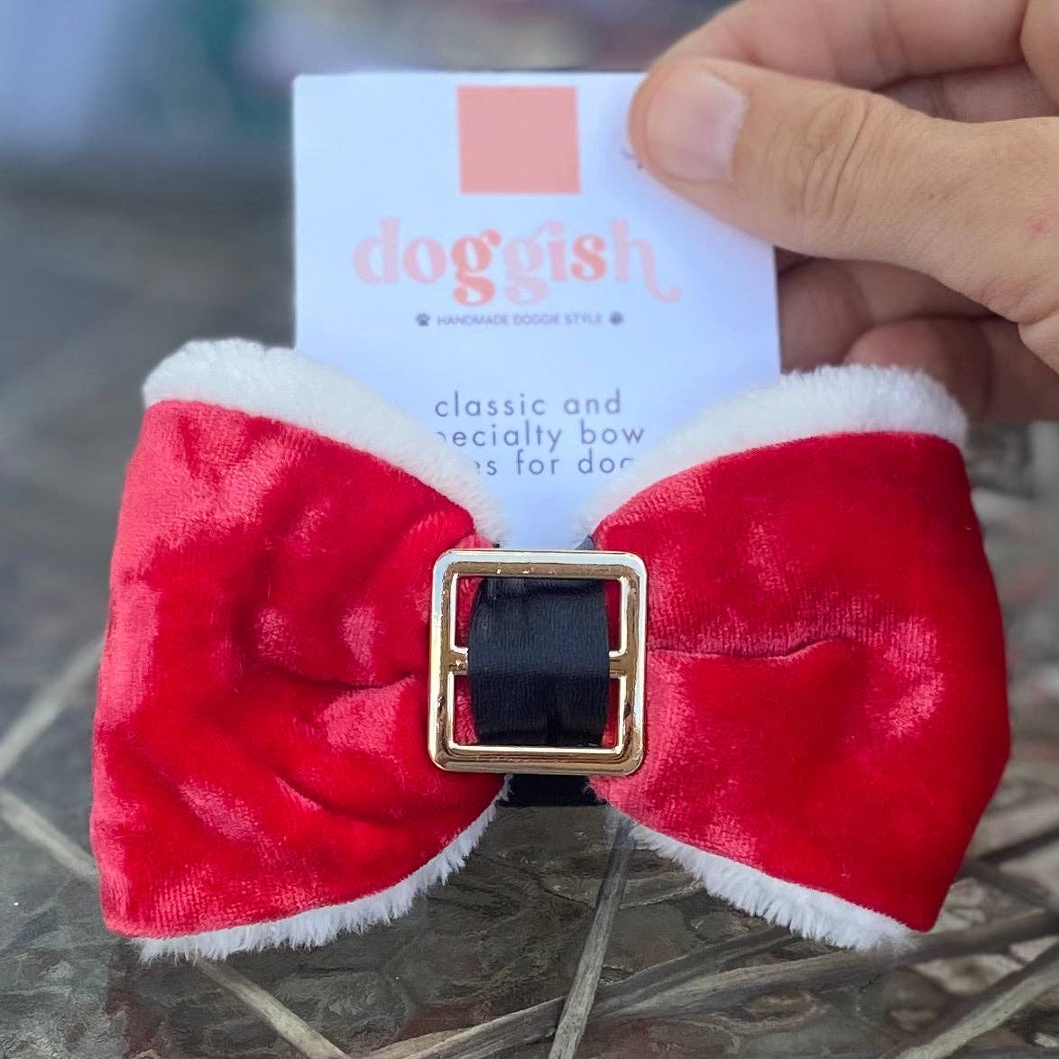 Santa Paws Christmas dog bow tie pet accessory: Collar attachment